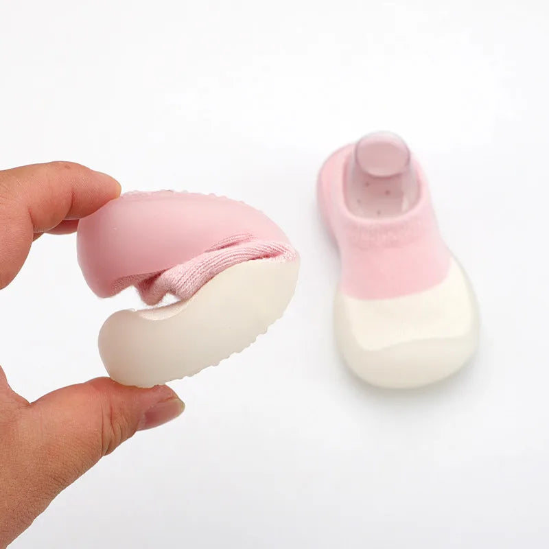 Baby Shoes First Walkers Comfortable Boys Girls Kids Rubber Soft Non-Slip Sole Floor Shoes Knit Booties