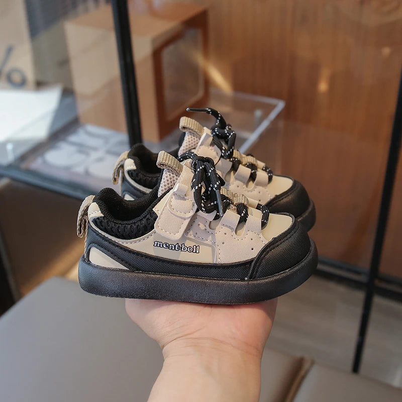 Baby Kids walking shoes 2025 Spring New girls' fashionable casual shoes  board shoes soft sole anti slip breathable sports shoes