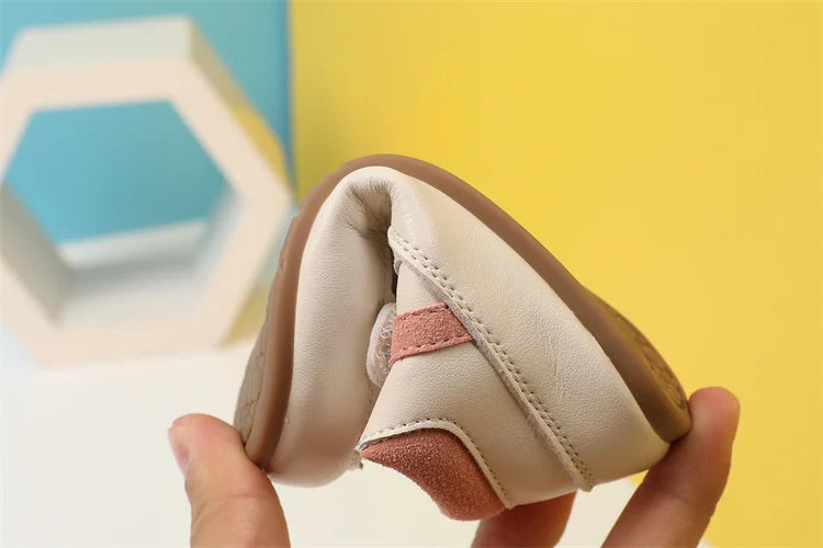 0-5 Years New Baby Shoes For Boy Leather Toddler Barefoot Shoes Soft Sole Outdoor Kids Tennis Fashion Little Girls Sneakers
