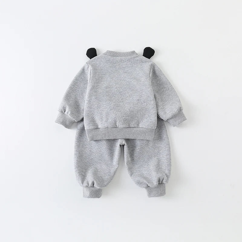 Baby Clothes for Boys and Girls, Autumn Crawling Clothes, Cute and Stylish Suits, Long-Sleeved Clothes for Going Out, Spring and Autumn Clothes, Two Pieces