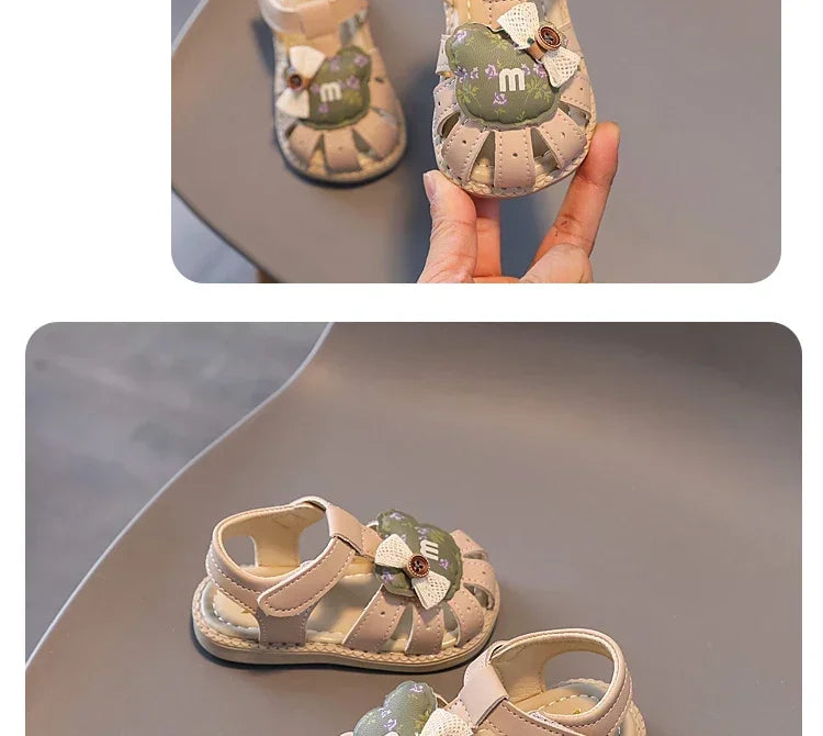 Baby Walking Shoes with Cute Bears Kids Sandals Non-slip T-strap 2025 Summer New Baby Girls Beach Shoes Soft Sole Size 16-20