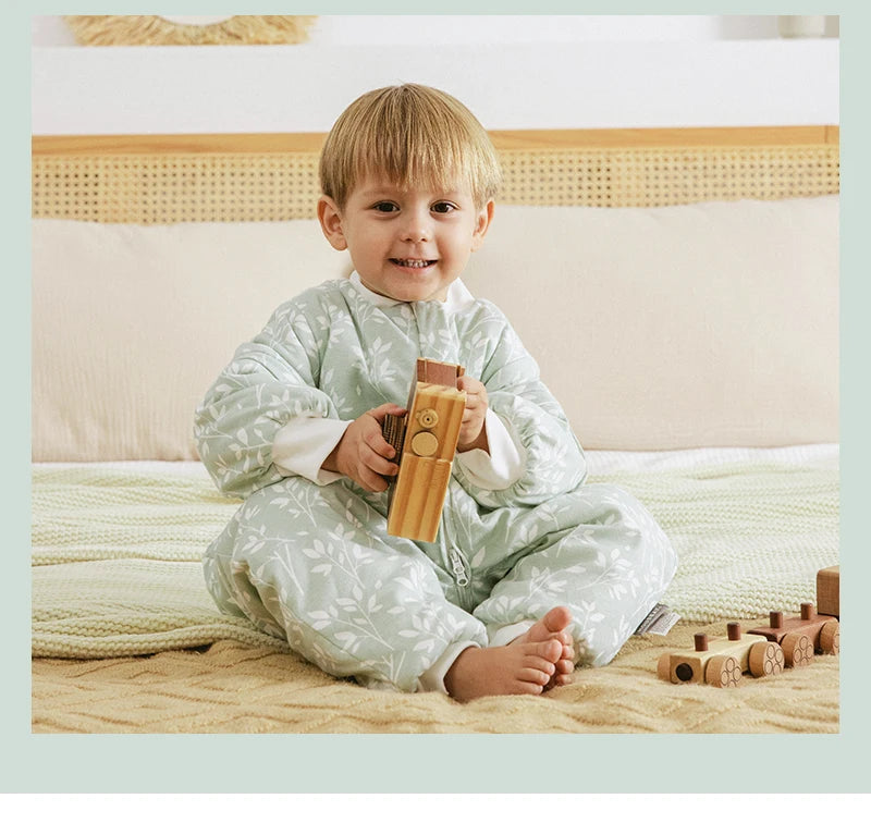 Sleeping Bag For Children 1-4 Years Neck Protection Warm Windproof 3 Zippers Design Removable Sleeves Baby Sleeping Bag 2.5Tog